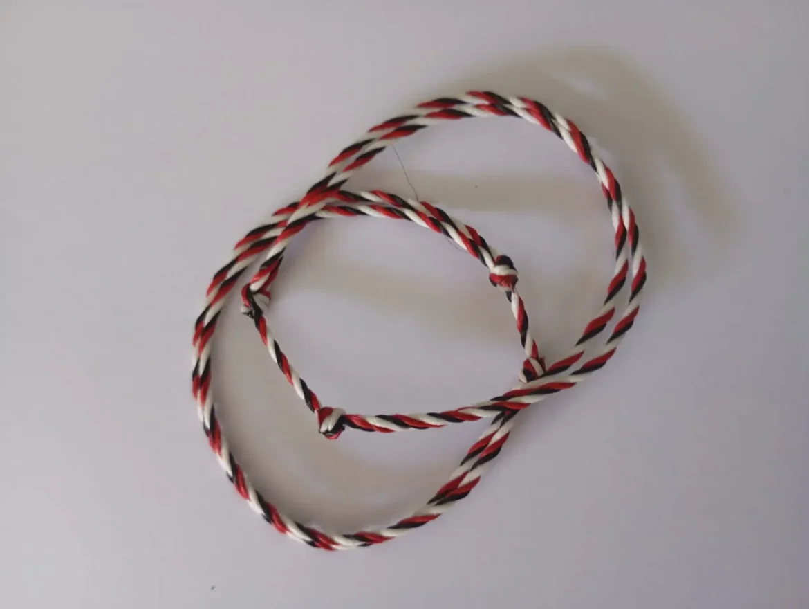 Gelang Tridatu
