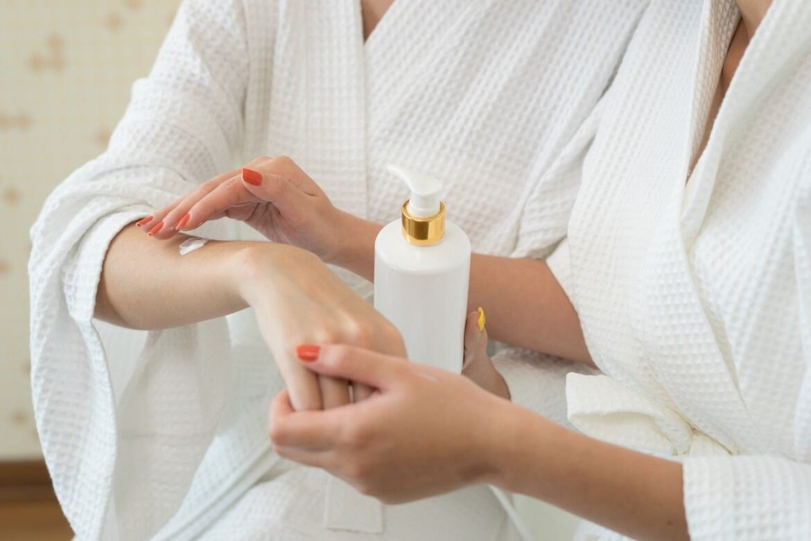 Apakah Menggunakan Lotion Menghalangi Sahnya Wudhu