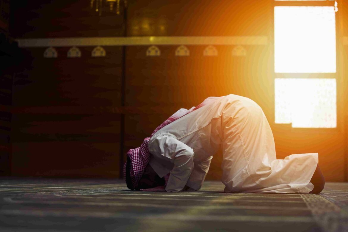 Sholat Rajab Berapa Rakaat Waktu dan Tata Cara Lengkap