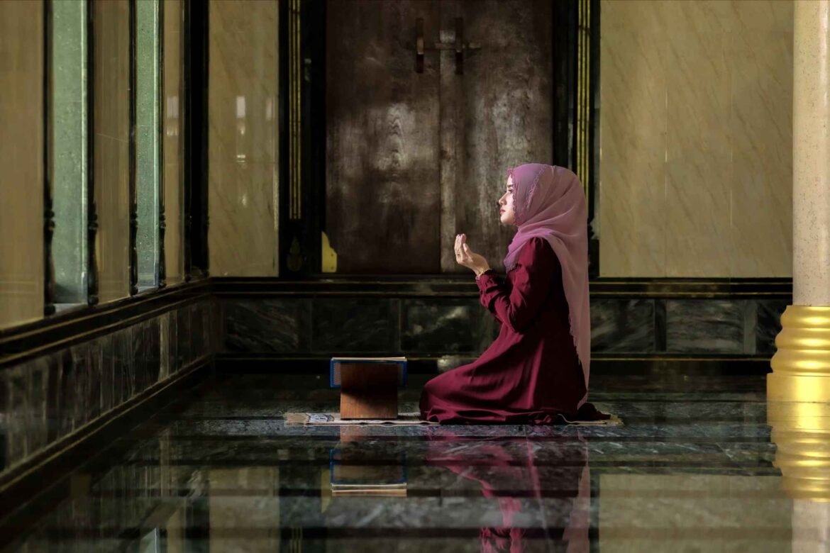 Doa Saat Agar Tidak Hujan: Arab Latin dan Arti Lengkap