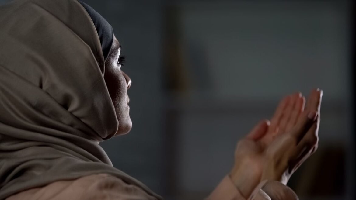 Kedudukan Perempuan dalam Islam Menurut Al Quran